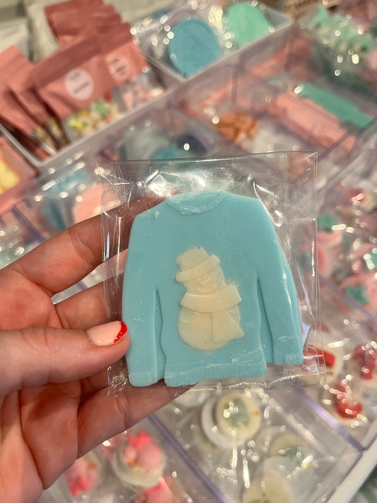 Sweater wax melts